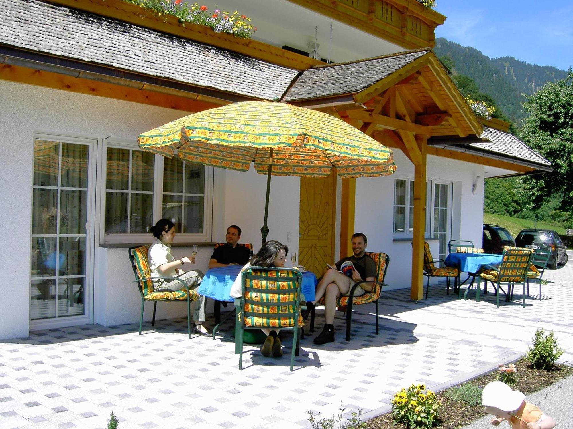 Haus Muntschnei Apartment Sankt Gallenkirch Exterior foto
